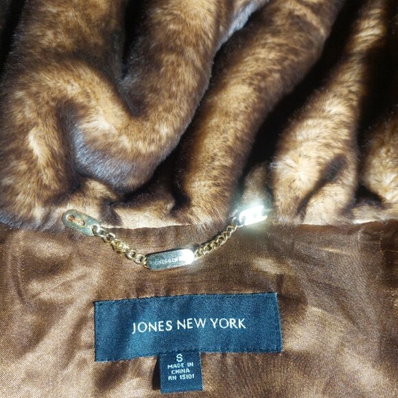 💥SHOWSTOPPER💥VINTAGE 1940s STYLE FAUX MINK FUR COAT in WHISKEY - Picture 10 of 10